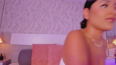 Snapshot of aishapeyton chatting on November 12, 5:57 pm Aisha online show from November 12, 5:57 pm