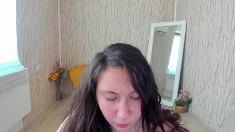 Aisha online show from January 14, 10:59 am