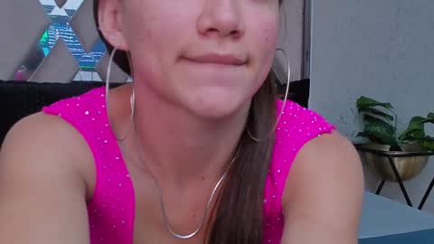 Snapshot of aitana_baker_ chatting on January 18, 12:57 pm little aitana online show from January 18, 12:57 pm
