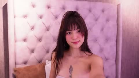 Snapshot of aitana_jhons chatting on January 9, 11:24 am Aitana Jhons online show from January 9, 11:24 am