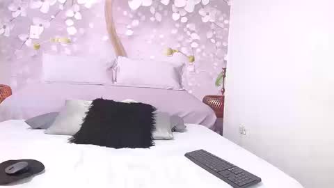 AIXA online show from March 12, 8:15 pm