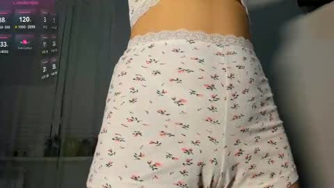 Snapshot of aiyumiprivate chatting on March 1, 6:10 pm Aya online show from March 1, 6:10 pm