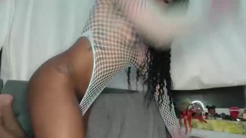 Amy Jeaux Johnson online show from February 11, 2:16 am