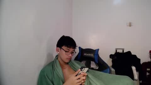 aj_daksxx online show from March 1, 8:22 pm