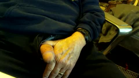 aj_ipa online show from April 29, 8:15 pm