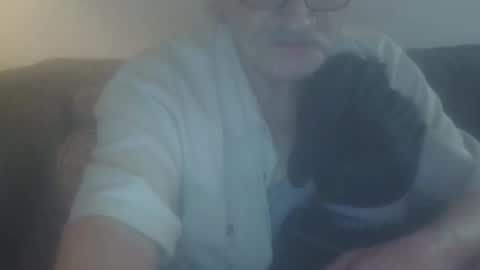 ajames6961 online show from May 13, 9:06 am