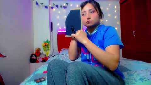 Akai Kraz  online show from January 6, 11:18 pm