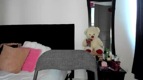 MIRANDA online show from December 19, 11:39 am