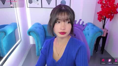 Snapshot of akaza_hakuji_ chatting on October 18, 12:28 pm Azaka online show from October 18, 12:28 pm