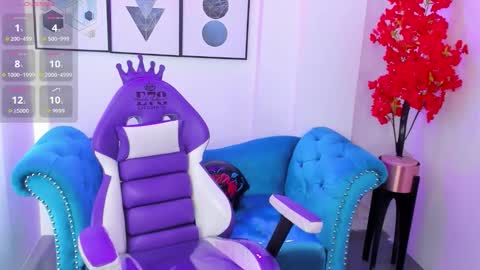 Snapshot of akaza_hakuji_ chatting on October 22, 12:27 pm Azaka online show from October 22, 12:27 pm