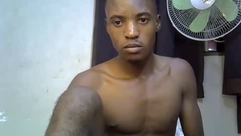 akinginn online show from April 12, 7:30 pm