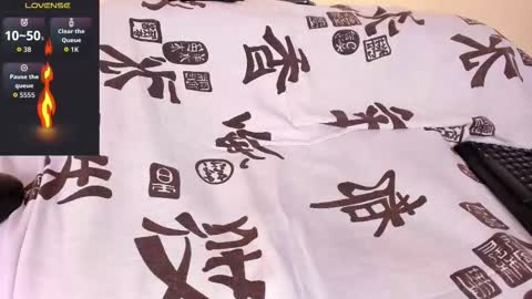 Snapshot of akira_tattoo chatting on November 12, 10:41 pm Akira online show from November 12, 10:41 pm