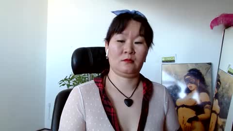 Snapshot of akira_xx chatting on February 6, 5:57 am Akira online show from February 6, 5:57 am