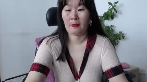 Snapshot of akira_xx chatting on October 5, 2:32 am Akira online show from October 5, 2:32 am