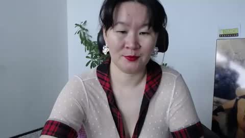 Snapshot of akira_xx chatting on October 6, 2:31 am Akira online show from October 6, 2:31 am