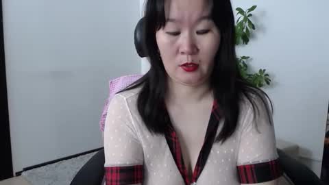 Snapshot of akira_xx chatting on October 9, 2:42 am Akira online show from October 9, 2:42 am