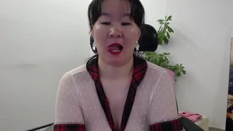 Snapshot of akira_xx chatting on October 29, 1:41 am Akira online show from October 29, 1:41 am