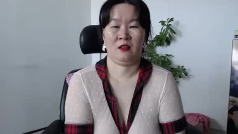 Snapshot of akira_xx chatting on November 1, 5:42 am Akira online show from November 1, 5:42 am