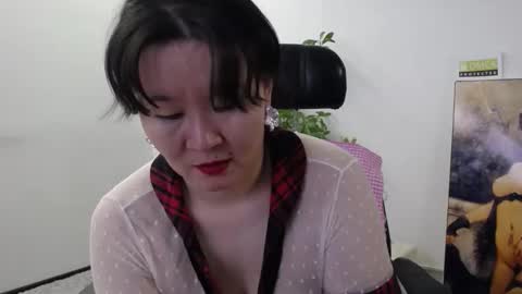 Snapshot of akira_xx chatting on November 9, 2:32 am Akira online show from November 9, 2:32 am