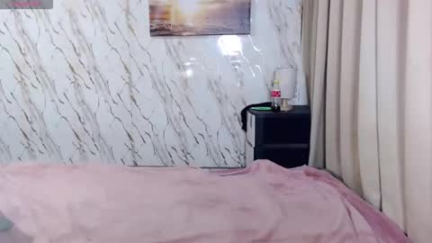 akiragirl_ online show from May 23, 10:58 pm