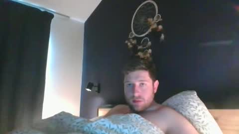 aku123333 online show from April 27, 7:39 am