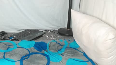 Snapshot of aladino_ms chatting on June 18, 2:34 am aladino_ms online show from June 18, 2:34 am