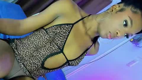 Snapshot of alahai_swith chatting on September 18, 7:10 am alahai_swith online show from September 18, 7:10 am