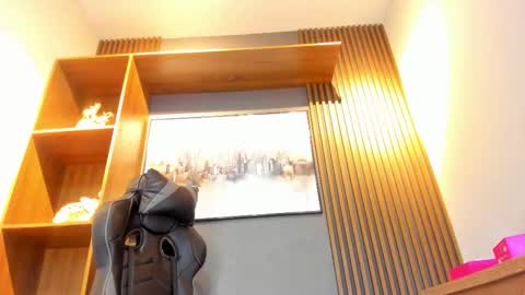 Snapshot of alahia__rodriguez chatting on January 11, 12:43 pm Alahia Rodriguez online show from January 11, 12:43 pm