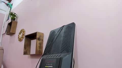 alahia_am online show from October 16, 11:33 am