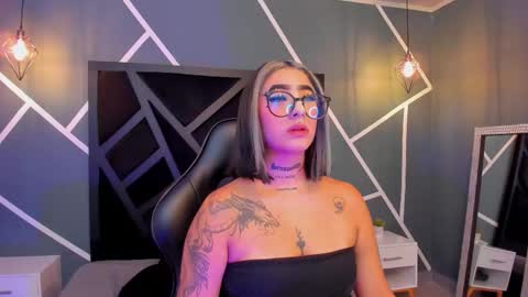 Snapshot of alahia_dangelo_ chatting on September 27, 11:15 am ALAHIA online show from September 27, 11:15 am