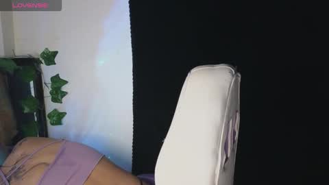 Snapshot of alahia_demon chatting on November 2, 1:08 am alahia online show from November 2, 1:08 am