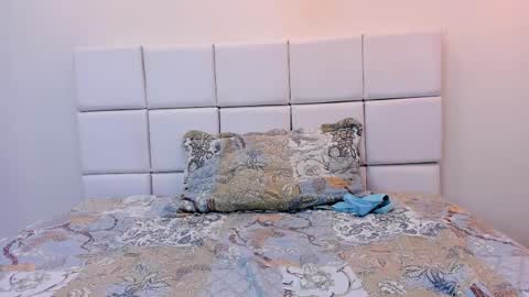 Alaia online show from April 1, 10:29 pm