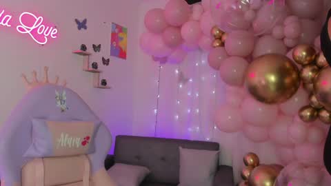 Snapshot of alaia_love77 chatting on February 9, 4:25 am Alaia online show from February 9, 4:25 am