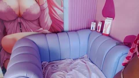 ALAIAS ROOM  online show from April 4, 7:33 pm