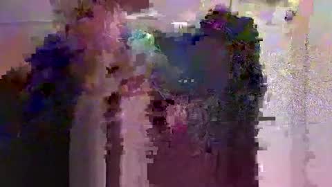 Snapshot of alain420 chatting on December 7, 6:43 am Tom online show from December 7, 6:43 am