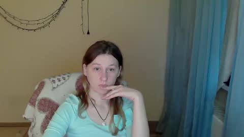 Anna online show from April 25, 1:41 pm