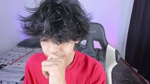 Snapshot of alan18n chatting on November 21, 4:55 am alan18n online show from November 21, 4:55 am