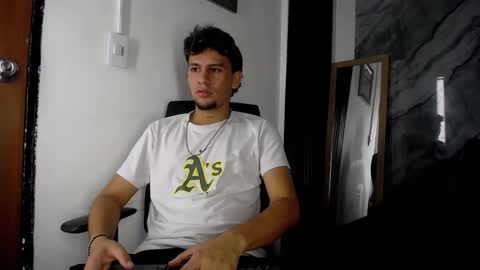 alan__smith online show from January 14, 7:19 pm