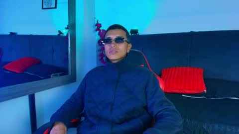 alan_colthon online show from May 16, 3:58 am