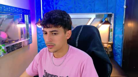 Snapshot of alan_del_reyx chatting on September 21, 2:02 am ALAN DEL REY online show from September 21, 2:02 am