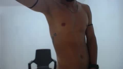 Snapshot of alan_gay chatting on September 17, 1:07 am Alan online show from September 17, 1:07 am