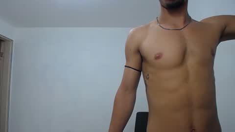 Snapshot of alan_gay chatting on October 9, 2:20 am Alan online show from October 9, 2:20 am