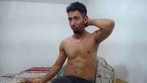 Snapshot of alan_gay chatting on November 3, 2:18 pm Alan online show from November 3, 2:18 pm