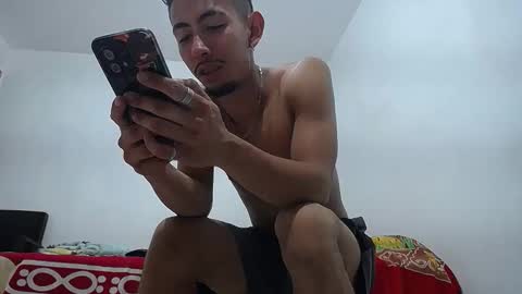 Snapshot of alan_gay chatting on November 20, 12:55 am Alan online show from November 20, 12:55 am