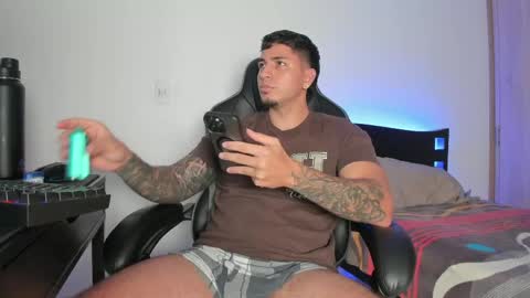 Alan online show from April 18, 2:26 am