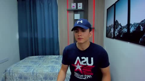 Alan  Kevin can we reach 100 thumbs up please guys  online show from January 26, 11:39 am