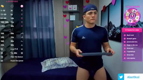 Alan  Kevin can we reach 100 thumbs up please guys  online show from February 20, 7:08 pm