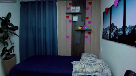 Alan  Kevin can we reach 100 thumbs up please guys  online show from February 22, 11:35 am