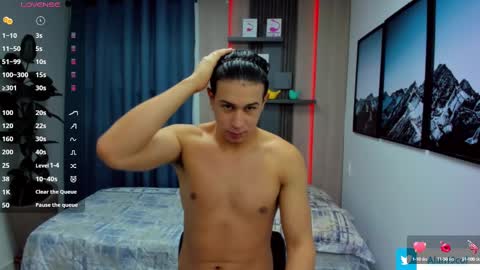 Alan  Kevin can we reach 100 thumbs up please guys  online show from March 11, 11:33 am