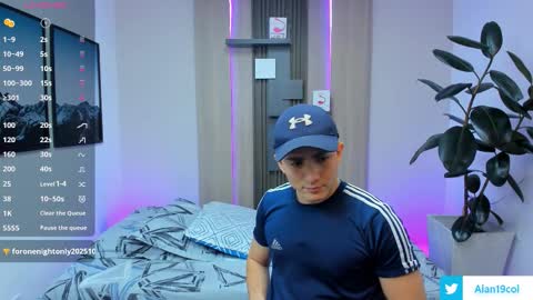 Alan  Kevin can we reach 100 thumbs up please guys  online show from September 10, 7:25 pm